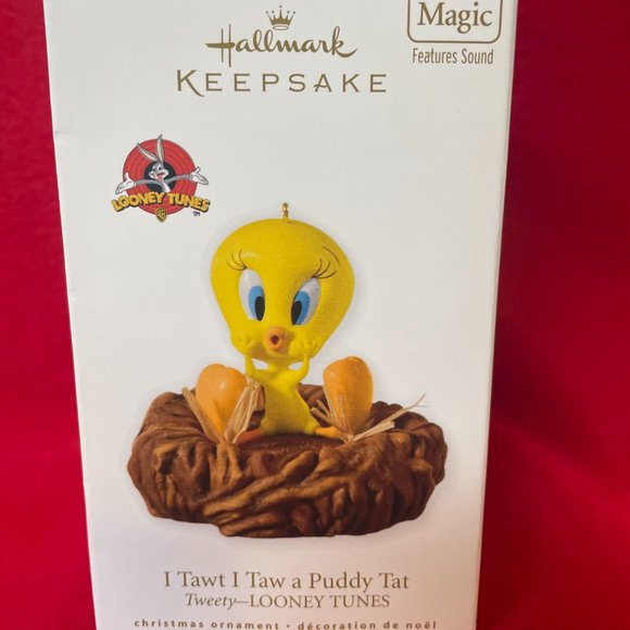 Tweety Bird Sits in Nest Hallmark Ornament - Picture 5 of 8